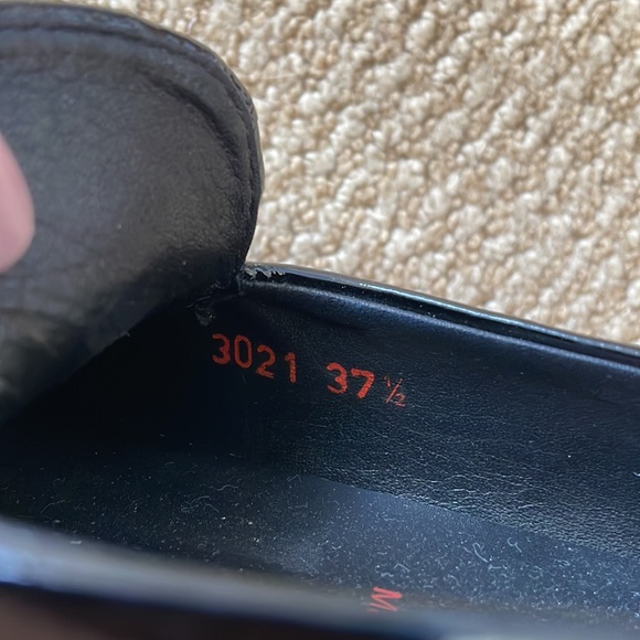 Vintage Prada blk patent slipon with toggle rubber sole shoe size 37.5  pretty! - Picture 3 of 5